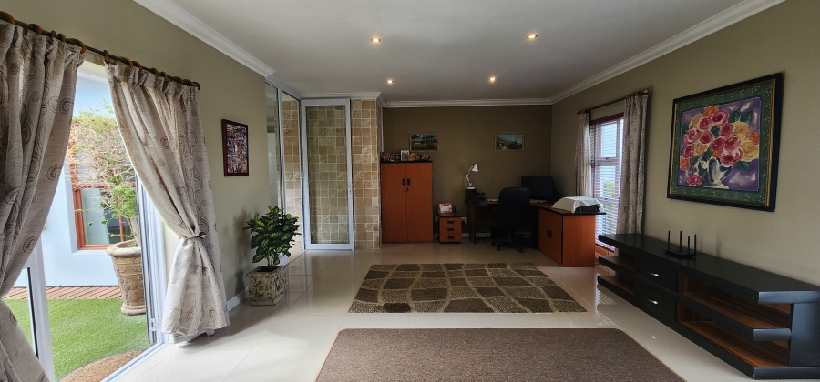 3 Bedroom Property for Sale in Swellendam Western Cape